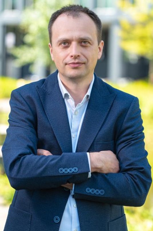 Adam Dolega Business Solutions Consultant APN Promise S.A.