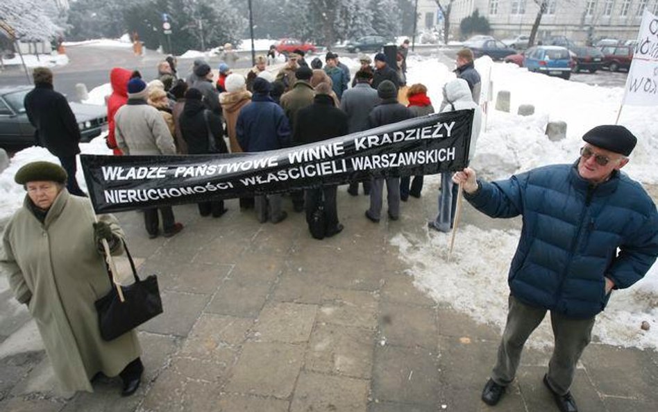 Protest Stowarzyszenia Dekretowiec