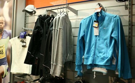 Z odzieży Polacy często wybierają sportowe Adidas i Nike, z luksusem niemające nic wspólnego.