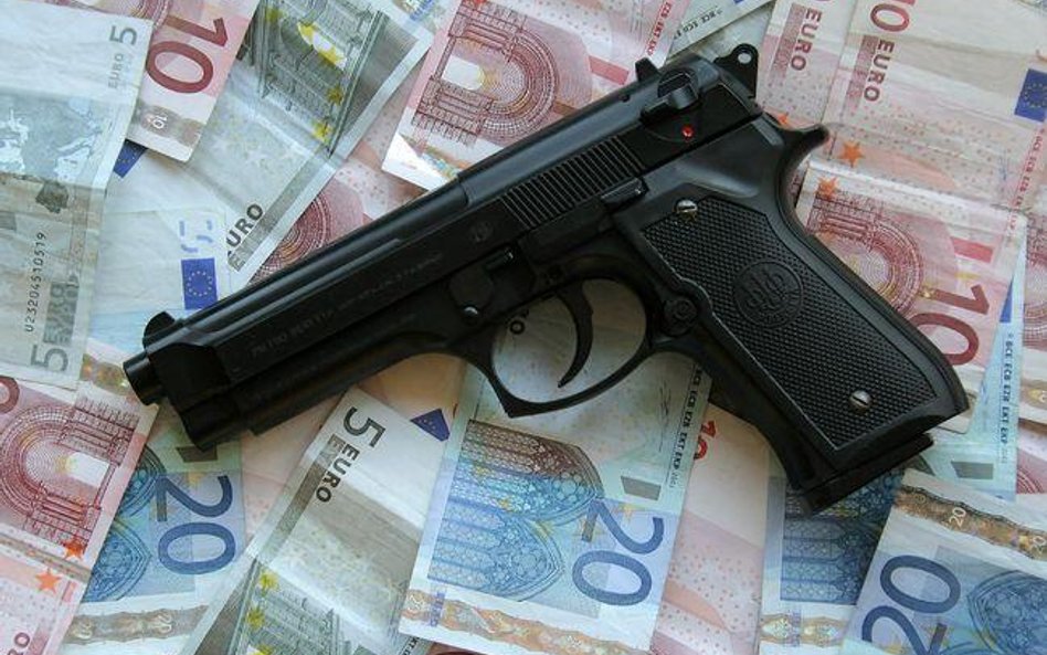 GIIF przeciw praniu pieniędzy i finansowaniu terroryzmu