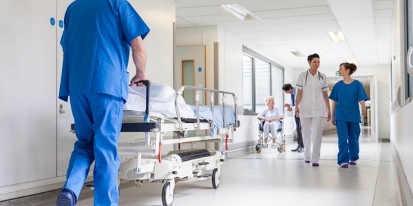 Reforma szpitali stoi w miejscu? Ekspert nie ma wątpliwości