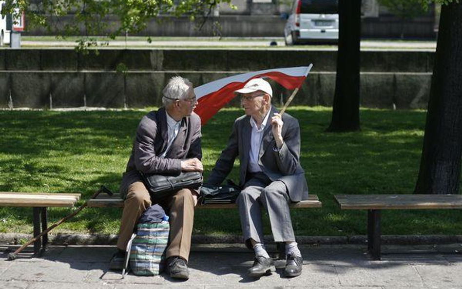 33,2 tys. klientów więcej