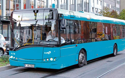 Elektryczne autobusy Solarisa jeżdżą m.in. po ulicach Frankfurtu nad Menem.