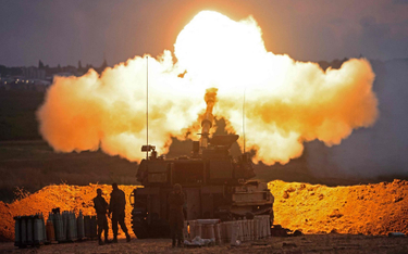 Netanjahu nie zdecydował się na przeprowadzenie ofensywy lądowej na Strefę Gazy. Atak z dystansu ma 