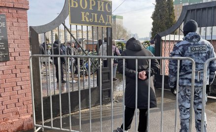 Rosyjski pisarz: Jak dobrze byłoby powiedzieć, że Putin to kosmita