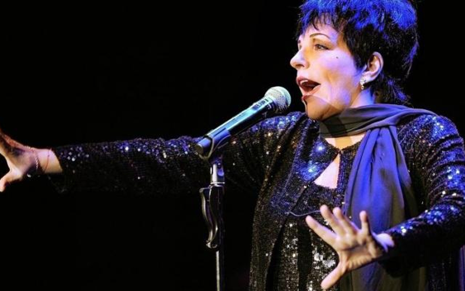 Liza Minnelli podczas występu we Frankfurcie nad Menem, czerwiec 2009 roku