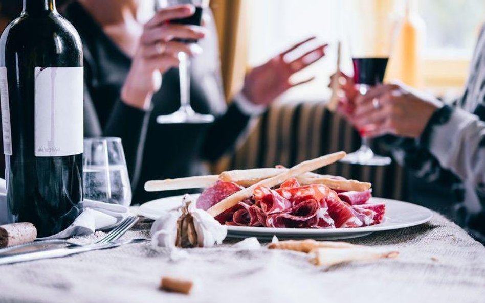W hotelach i restauracjach najbardziej gustują Szwajcarzy
