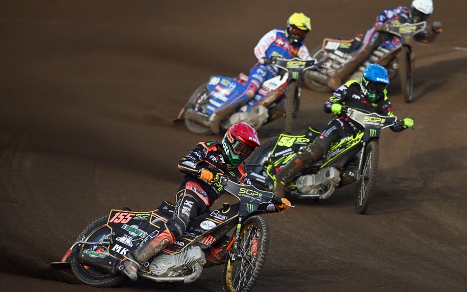Bartosz Zmarzlik świętuje zwycięstwem setny występ w Grand Prix. Polak znów liderem