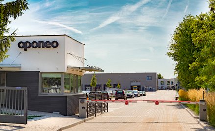 Sukces oferty zakupu akcji Oponeo
