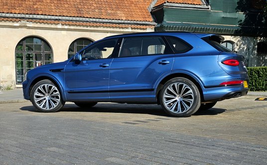 Bentley Bentayga EWB