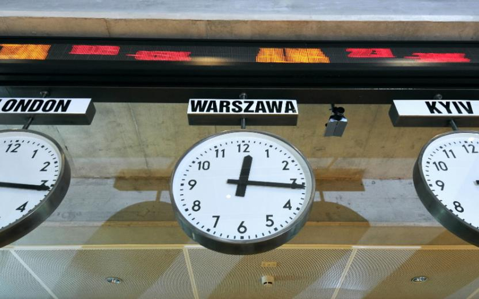 We wtorek rano kurs akcji Pamapolu na GPW spada o 1 proc. do 0,98 zł.