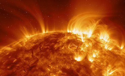 Rozbłyski na Słońcu mogą wpływać m.in. na łączność radiową