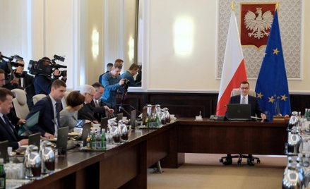 Nieoficjalnie: rząd ma przyjąć ustawę o wiatrakach, mimo sprzeciwu Solidarnej Polski