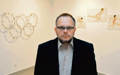 Cezary Pieczyński mówi, że w swojej galerii pokazuje to, co lubi i chciałby polecić innym.
