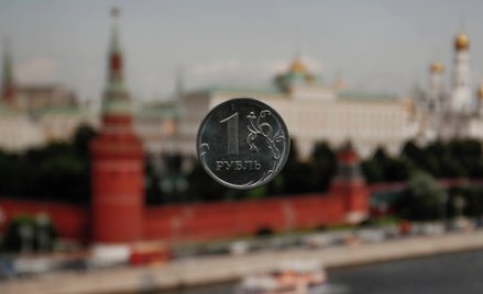 Rosyjski rubel nadrobił. Odbiorcy gazu posłuchali Putina