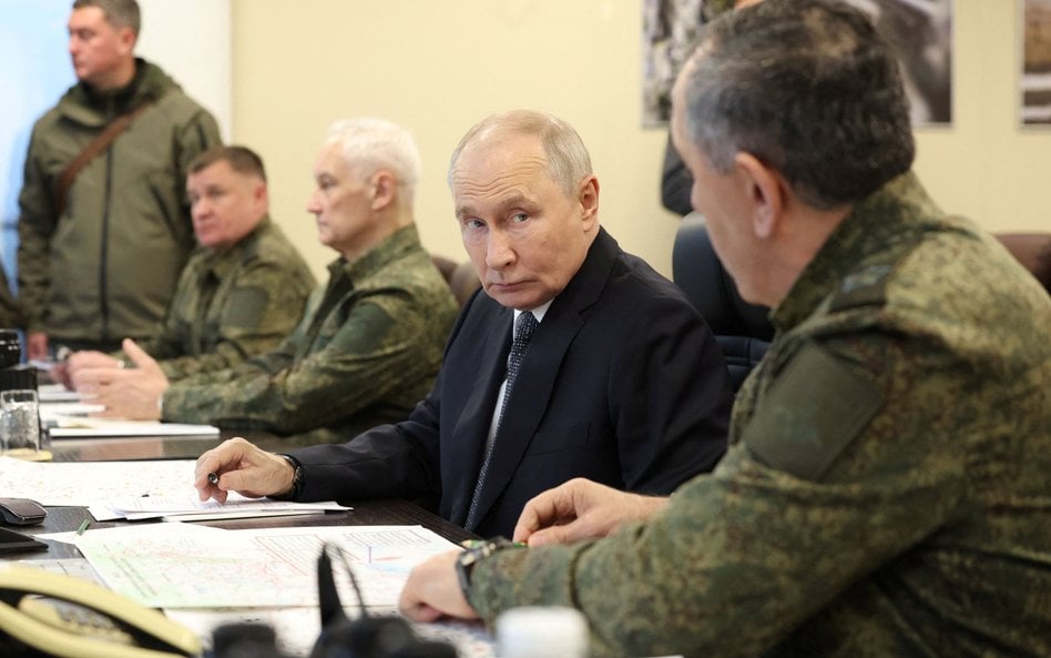 W piątek rosyjski przywódca Władimir Putin obserwował ćwiczenia wojskowe „Centr-2026” na poligonie C