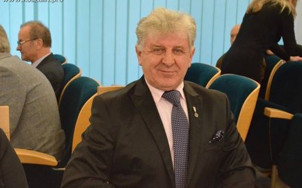 Poseł Kukiz'15 otrzymał w zeszłym roku z ZUS kwotę 30 950 złotych. Stefan Romecki miesięcznie dostaj