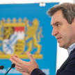 Premier Bawarii: Niemcy będą potrzebowały miliardów maseczek ochronnych