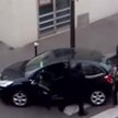 Nowe nagranie z zamachu na redakcję "Charlie Hebdo". Polski komentarz w tle