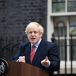 Boris Johnson wrócił do pracy. Za wcześnie na zdjęcie ograniczeń