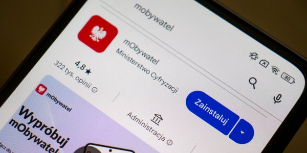 Cyfrowa rewolucja w telefonach Polaków. Sprawdź, co zmieniło się w mObywatelu