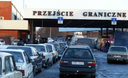 Wdrożenie na polskich przejściach granicznych Wizowego Systemu Informacyjnego (VIS) przebiegło bez z