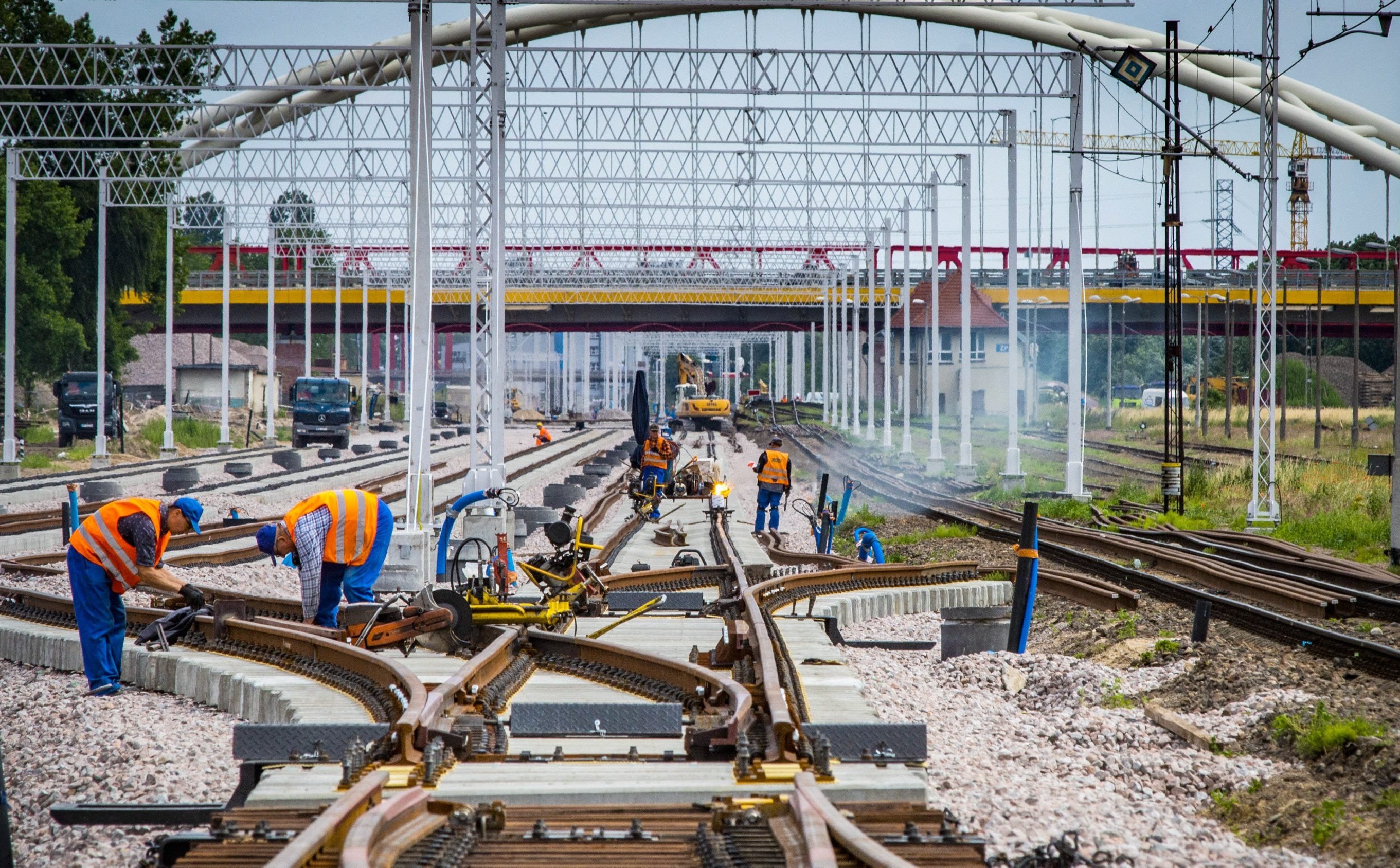 Kolej przyspiesza za pieniądze z KPO