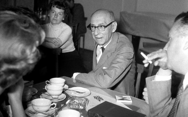 Antoni Słonimski w kawiarni „Czytelnika”, 1959: jeden mistrz, dwie kawiarnie, dwie epoki