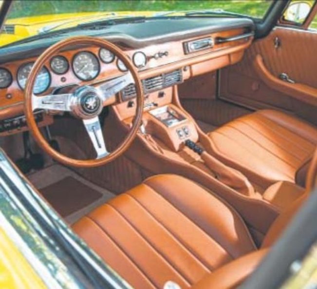 Te olśniewające samochody to dziś rzadkość i mają wielką wartość.