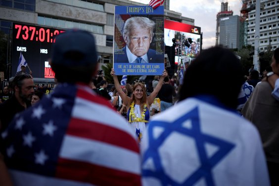 Demonstracja poparcia dla Donalda Trumpa na placu w Tel Awiwie