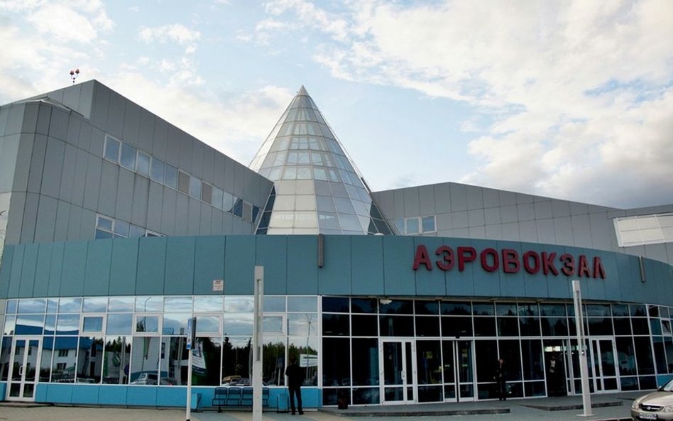 Rosja: Pijany pasażer chciał porwać samolot. Awaryjne lądowanie