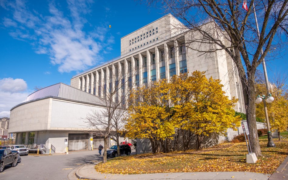 Siedziba Biblioteki i Archiwum Kanady. Do serwisu tej instytucji próbowała dostać się sztuczna intel