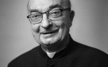 Nie żyje ks. Prałat Bartłomiej Stefan Kapałka, kapelan honorowy Ojca Świętego.