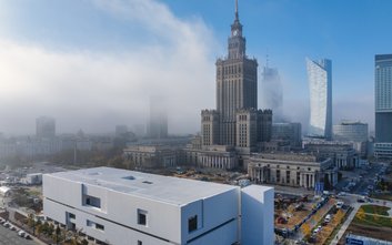 Głównym bohaterem warszawskiego sukcesu w oczach dziennikarzy z Nowego Jorku stało się nowe Muzeum S