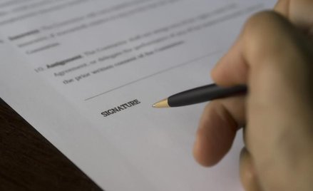 Niemiecki turysta podpisze się przez internet