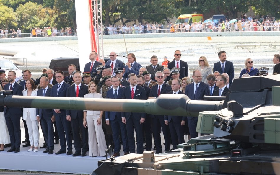 15 sierpnia 2025 r., defilada na warszawskiej Wisłostradzie w ramach obchodów Święta Wojska Polskieg