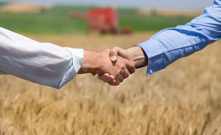 Gminy bez rekompensaty za zwolnienie spółdzielni rolnikow z podatku od nieruchomości