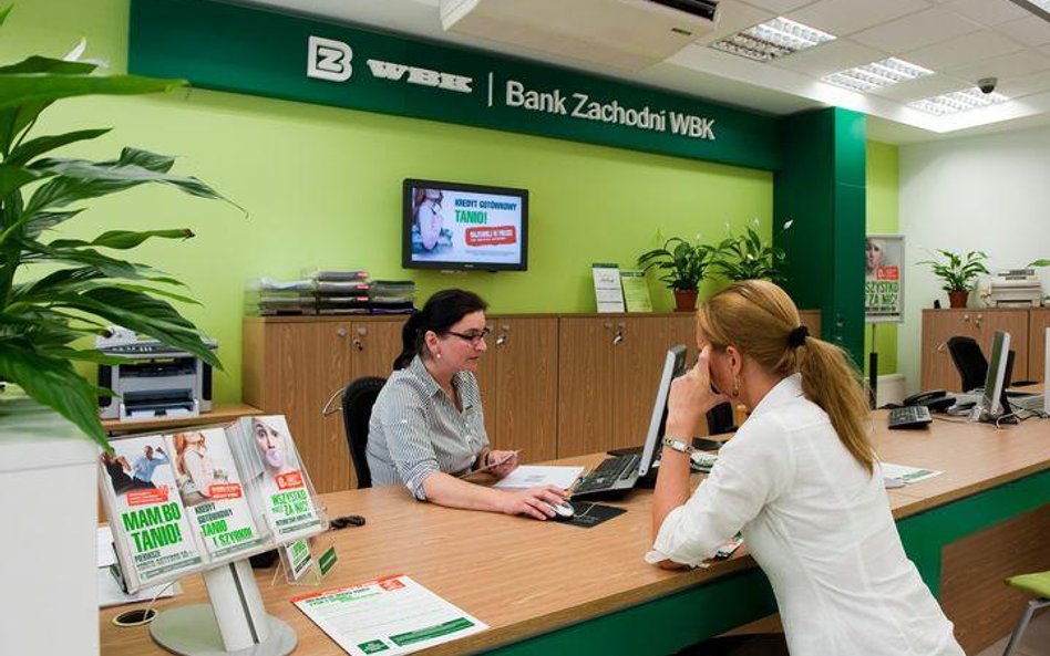 Kolejka chętnych na bank BZ WBK