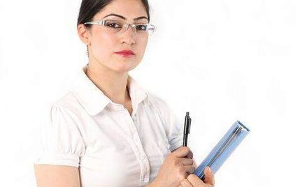 Skarga na odmowę dopuszczenia kandydata na dyrektora szkoły czy placówki oświatowej jest niedopuszcz