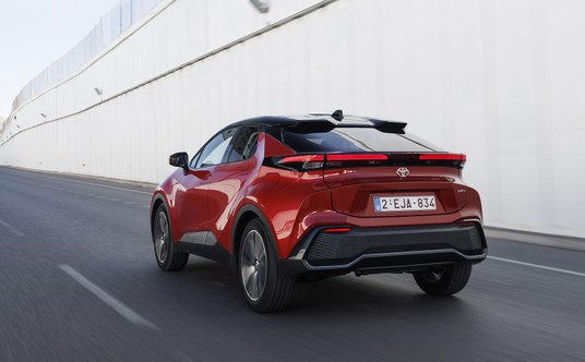 Druga generacja Toyoty C-HR