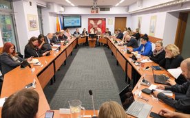 Interpelacje składane przez radnego dzielnicy Ochota były dodatkowo opłacane z prywatnych źródeł