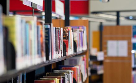 Samorządy inwestują w unowocześnianie bibliotek