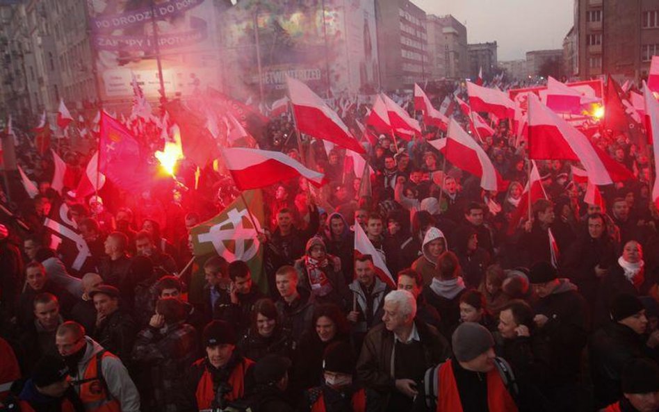 Listopad to niebezpieczna dla Polaków pora - Ryszard Piotrowski o demokracji