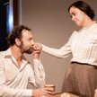 Mariusz Ostrowski (jako Józef Piłsudski) i Maria Gudejko (Aleksandra Szczerbińska). Premiera w ponie