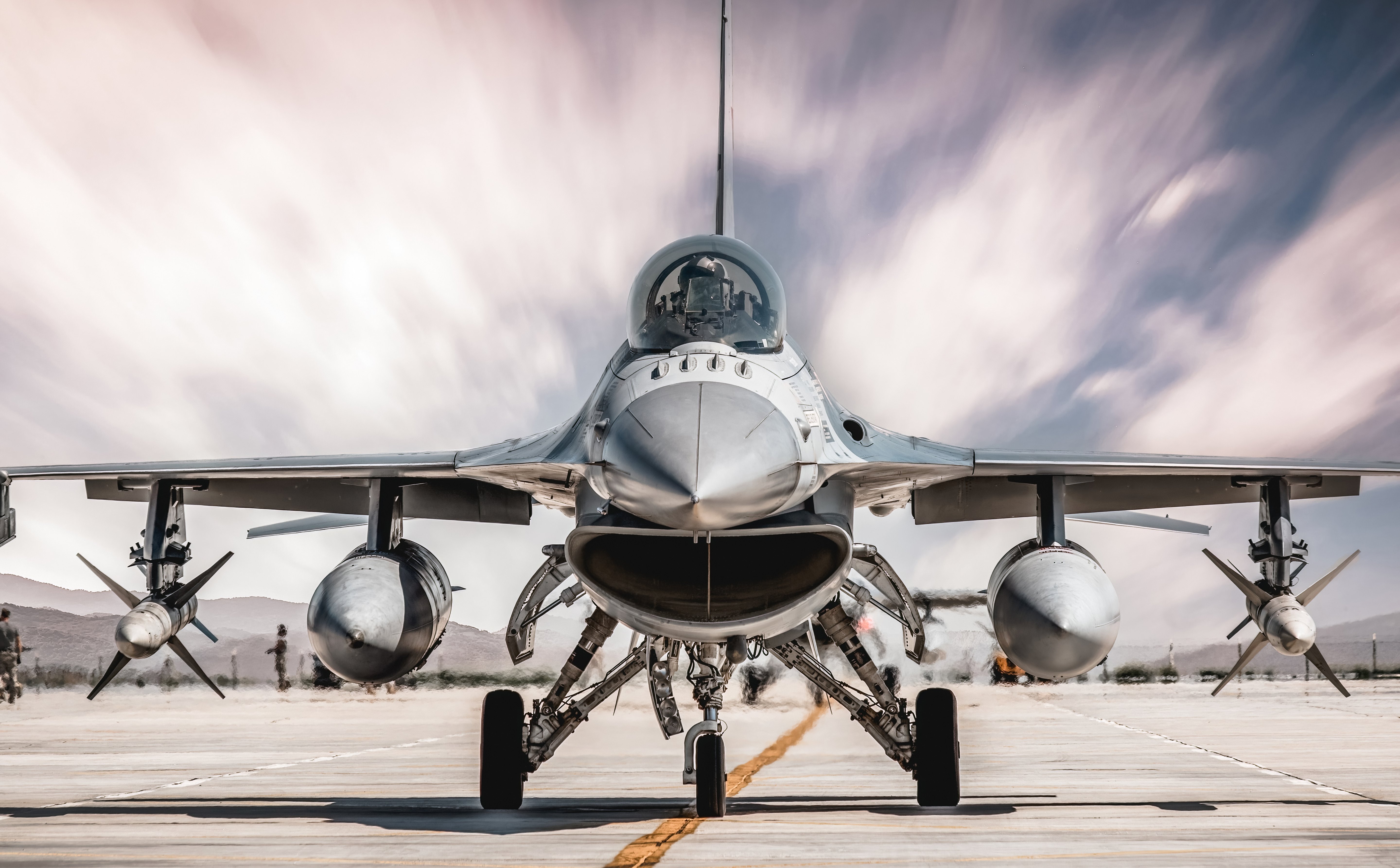Tomasz Pietryga: Przywracanie praworządności to nie lot F-16