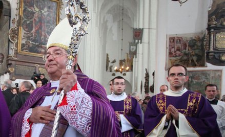 Po premierze "Tylko nie mów nikomu": Pora na głos wiernych