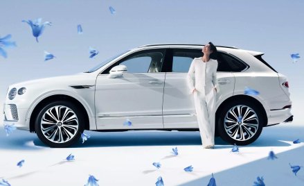 Bentley Bentayga Something Blue Collection by Mulliner