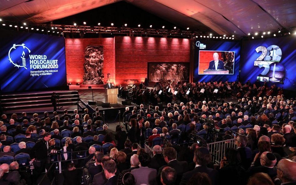 Yad Vashem przeprasza za zniekształcone fakty historyczne na Światowym Forum Holokaustu