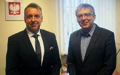 Już następnego dnia po objęciu urzędu wiceminister Dariusz Rogowski (z lewej) zaprosił na rozmowę Pa