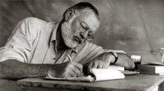 „Komu bije dzwon” Ernersta Hemingway'a znalazlo się na liście lektur zakazanych